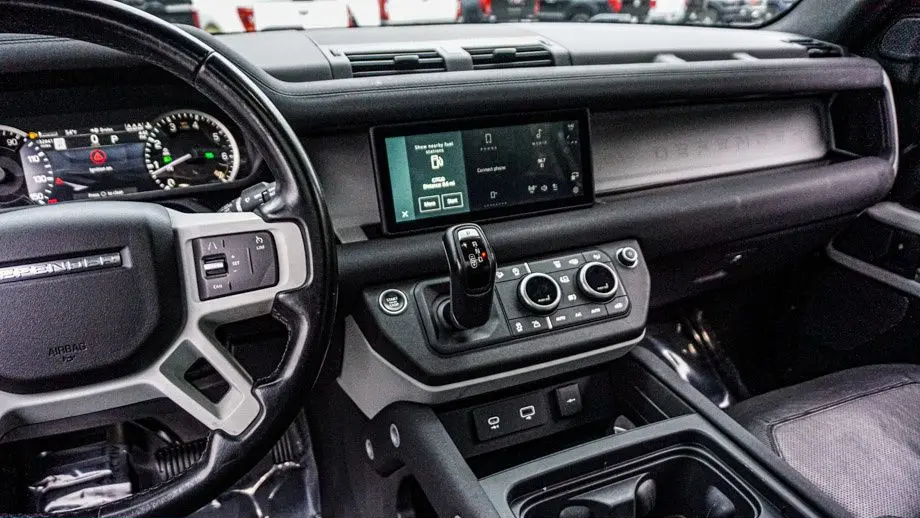 2023 Land Rover Defender 110 X-Dynamic SE