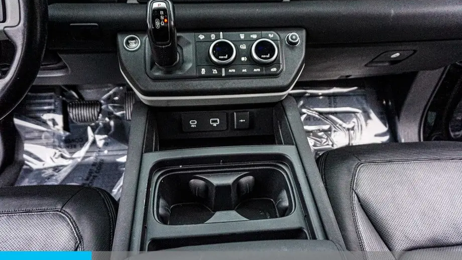 2023 Land Rover Defender 110 X-Dynamic SE