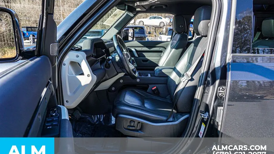 2023 Land Rover Defender 110 X-Dynamic SE