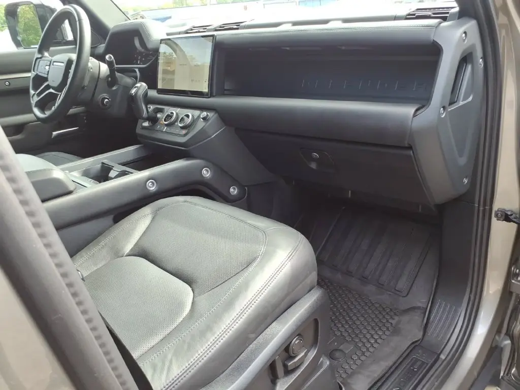 2025 Land Rover Defender - $67,990