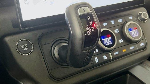 2026 Land Rover Defender 110 P400 X-Dynamic SE