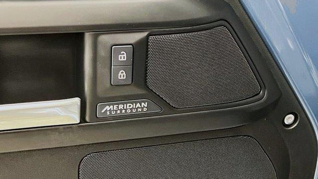 2026 Land Rover Defender 110 P400 X-Dynamic SE