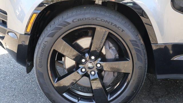 2023 Land Rover Defender 110 X-Dynamic SE