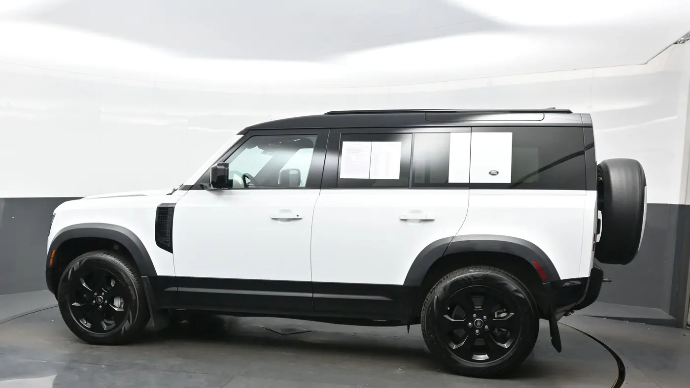 2023 Land Rover Defender 110 X-Dynamic SE