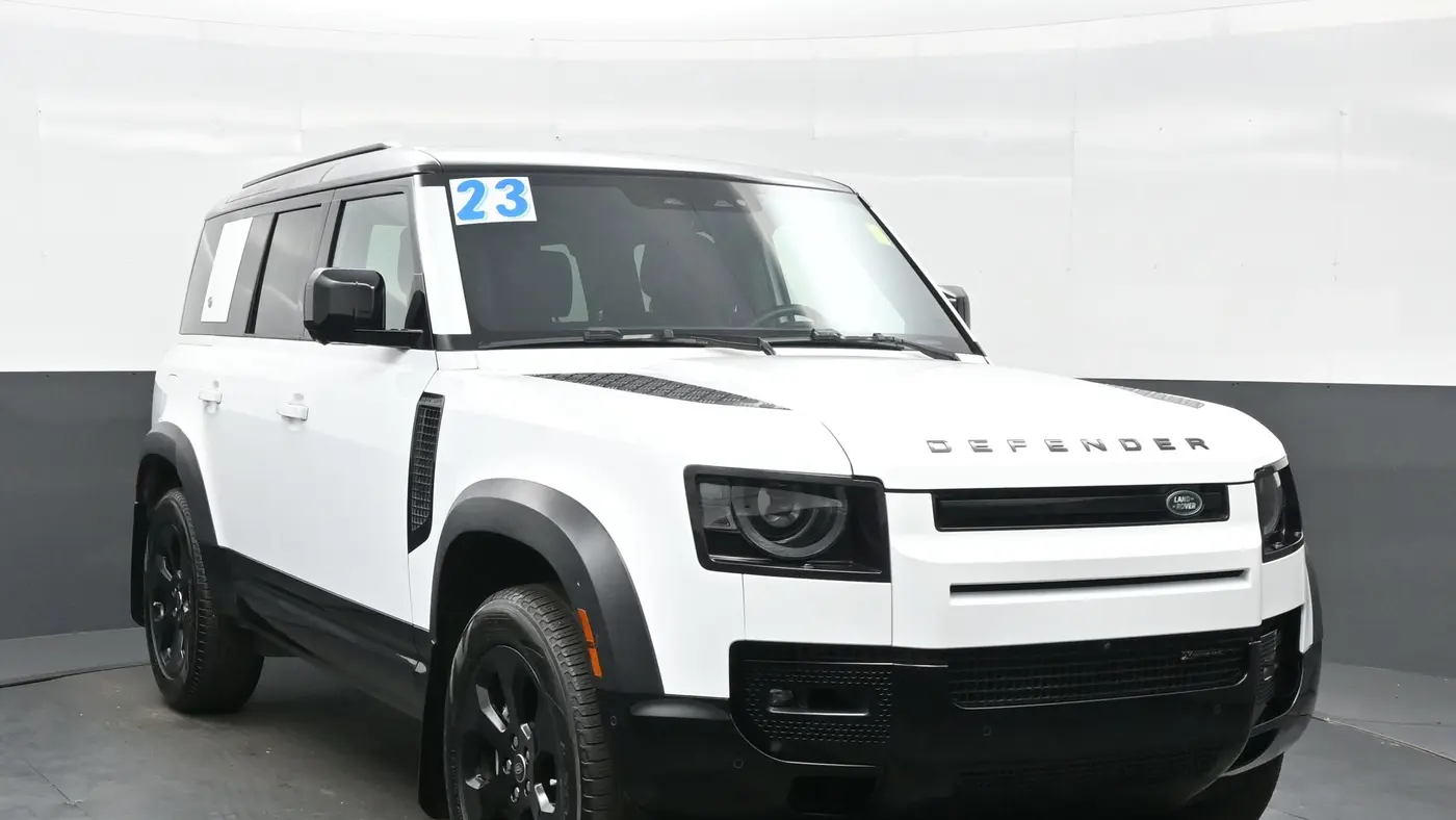 2023 Land Rover Defender 110 X-Dynamic SE