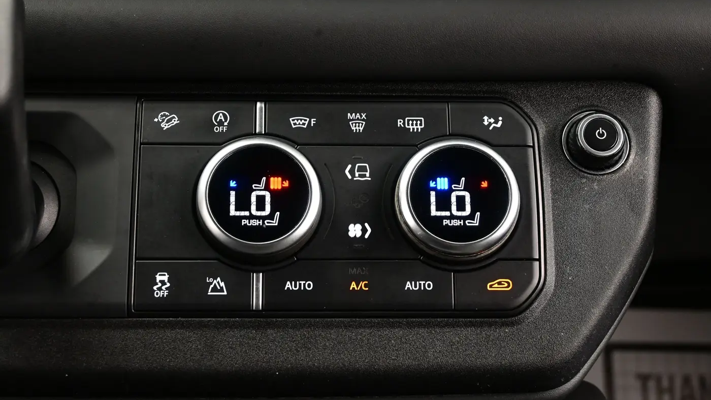 2023 Land Rover Defender 110 X-Dynamic SE