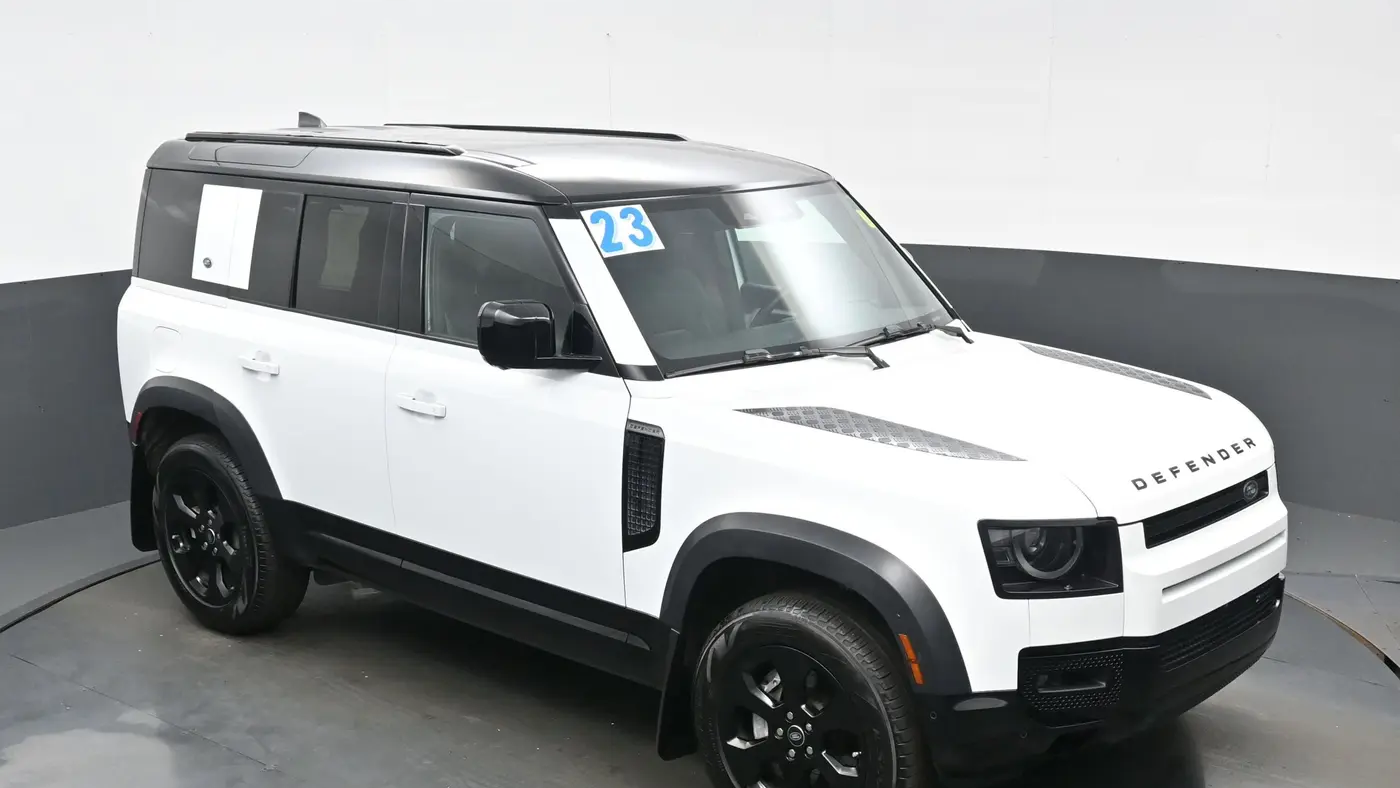 2023 Land Rover Defender 110 X-Dynamic SE