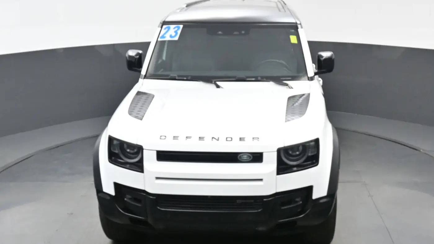 2023 Land Rover Defender 110 X-Dynamic SE