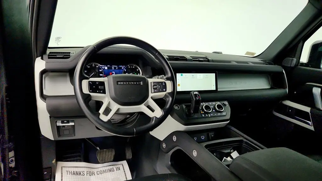 2023 Land Rover Defender 110 X-Dynamic SE