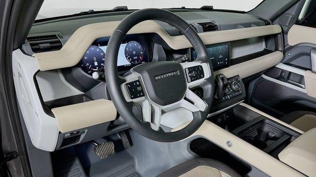 2024 Land Rover Defender 110 P400 X-Dynamic SE