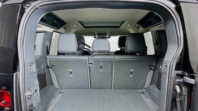2024 Land Rover Defender 110 P400 X-Dynamic SE