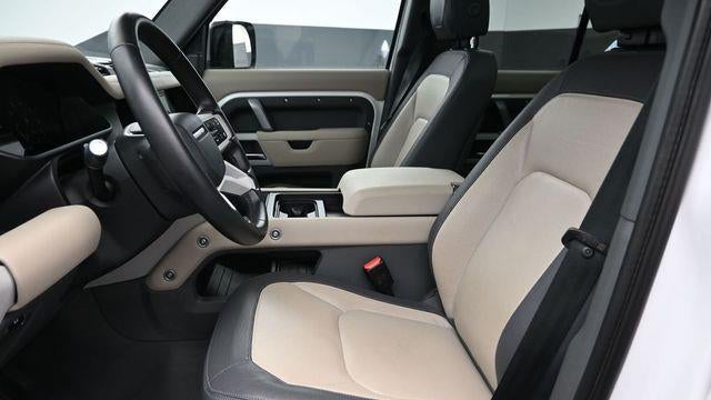 2024 Land Rover Defender 110 P400 X-Dynamic SE