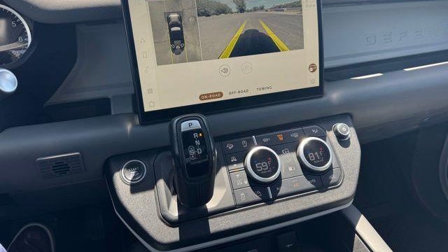 2023 Land Rover Defender 110 X-Dynamic SE