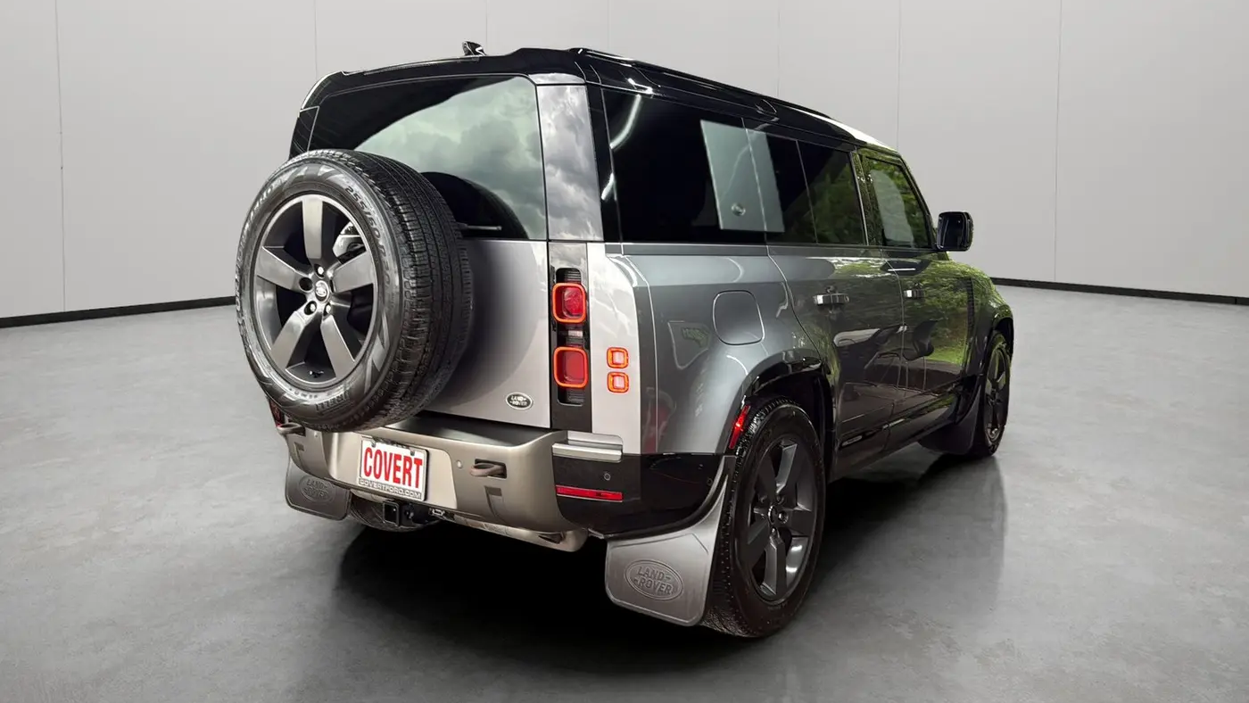 2021 Land Rover Defender 110 X-Dynamic SE