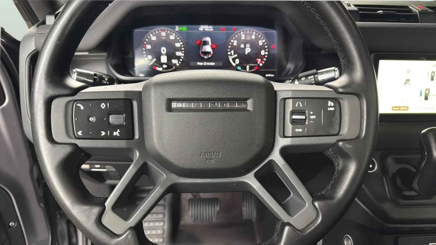 2021 Land Rover Defender 110 X-Dynamic SE