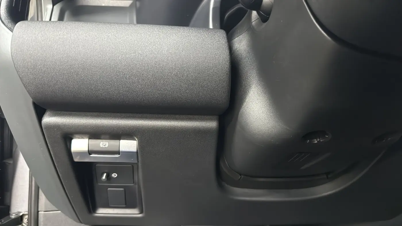 2021 Land Rover Defender 110 X-Dynamic SE