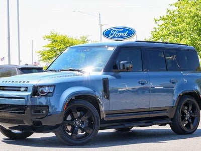 Photo of a 2025 Land Rover Defender AWD 110 P400 X-Dynamic SE 4DR SUV for sale