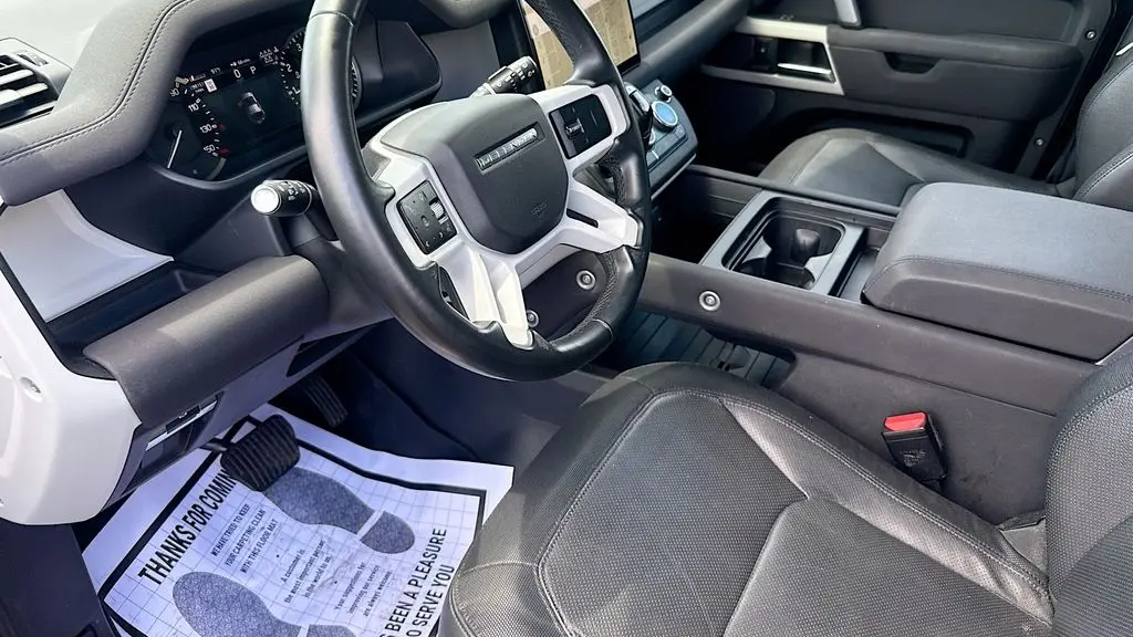 2023 Land Rover Defender 110 X-Dynamic SE