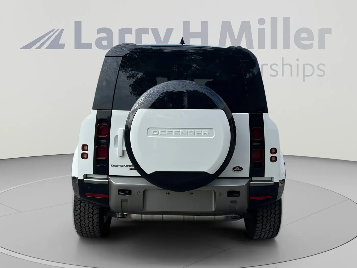 2023 Land Rover Defender - $47,202