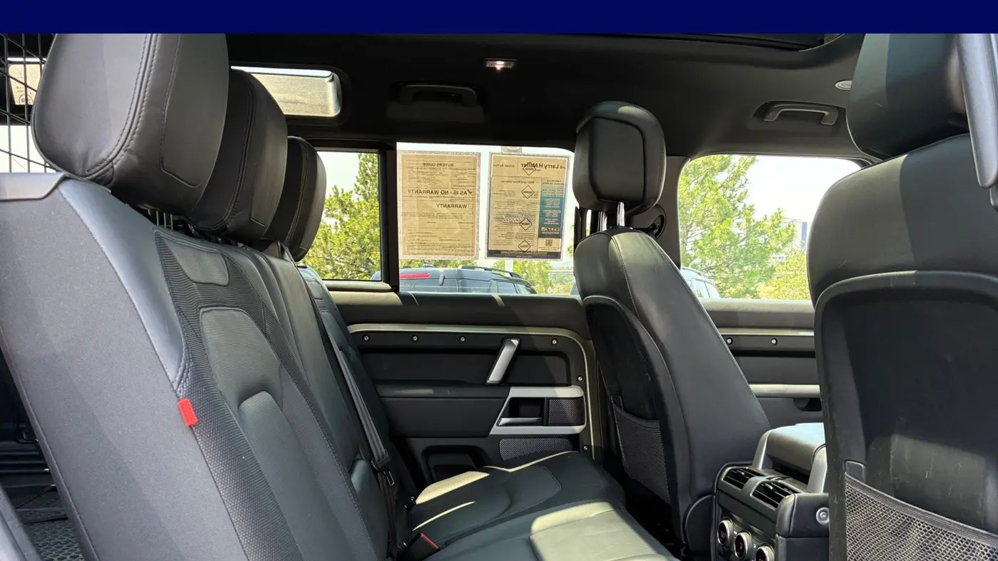 2023 Land Rover Defender 110 X-Dynamic SE