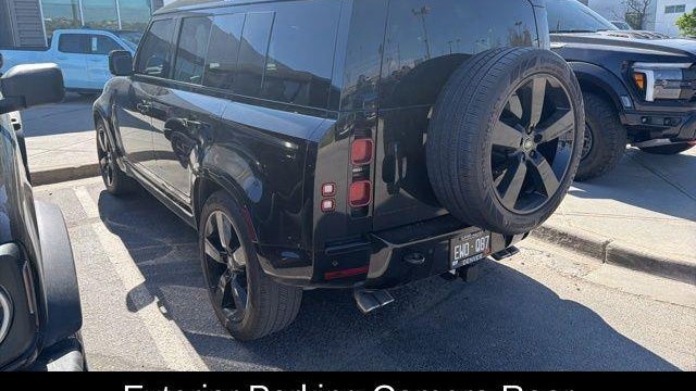 2025 Land Rover Defender 110 P500 X-Dynamic SE