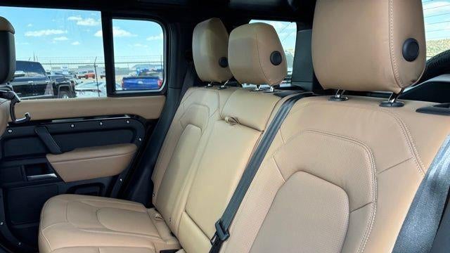 2025 Land Rover Defender 110 P500 X-Dynamic SE