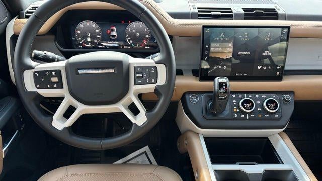 2025 Land Rover Defender 110 P500 X-Dynamic SE