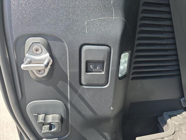 2024 Land Rover Defender - $61,900
