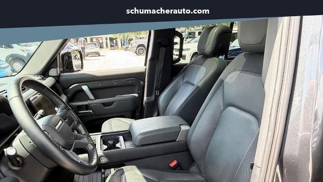2023 Land Rover Defender 130 X-Dynamic SE