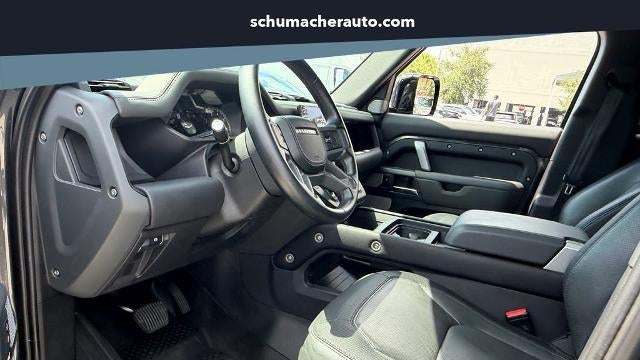 2023 Land Rover Defender 130 X-Dynamic SE