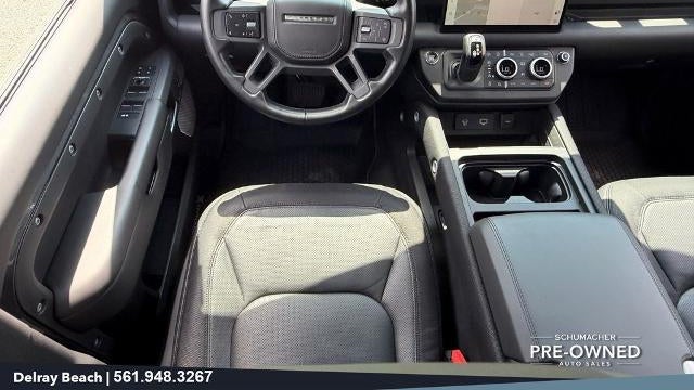 2023 Land Rover Defender 130 X-Dynamic SE