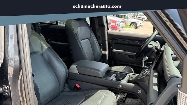 2023 Land Rover Defender 130 X-Dynamic SE