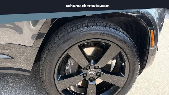 2023 Land Rover Defender 130 X-Dynamic SE