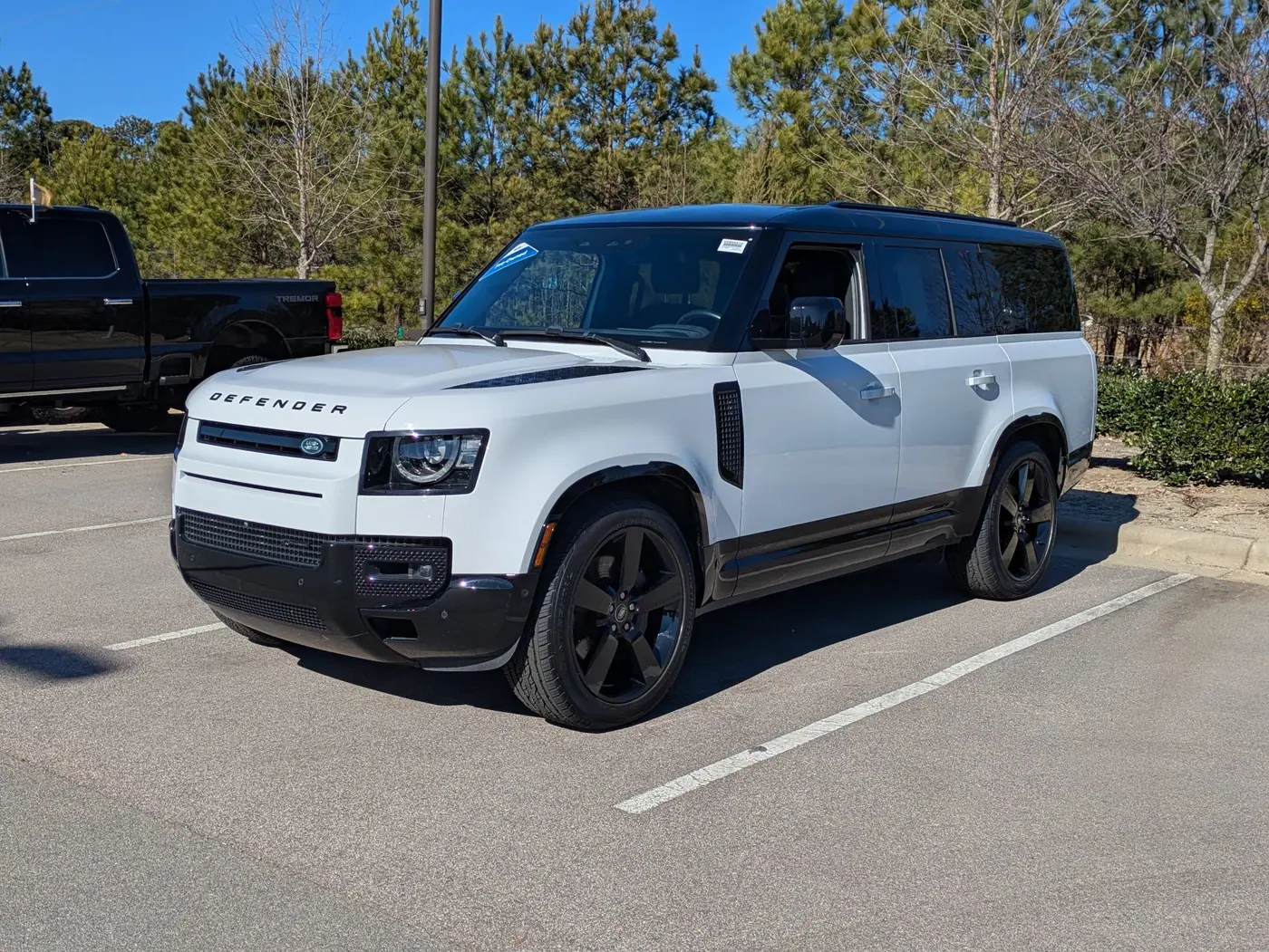 2023 Land Rover Defender - $53,991
