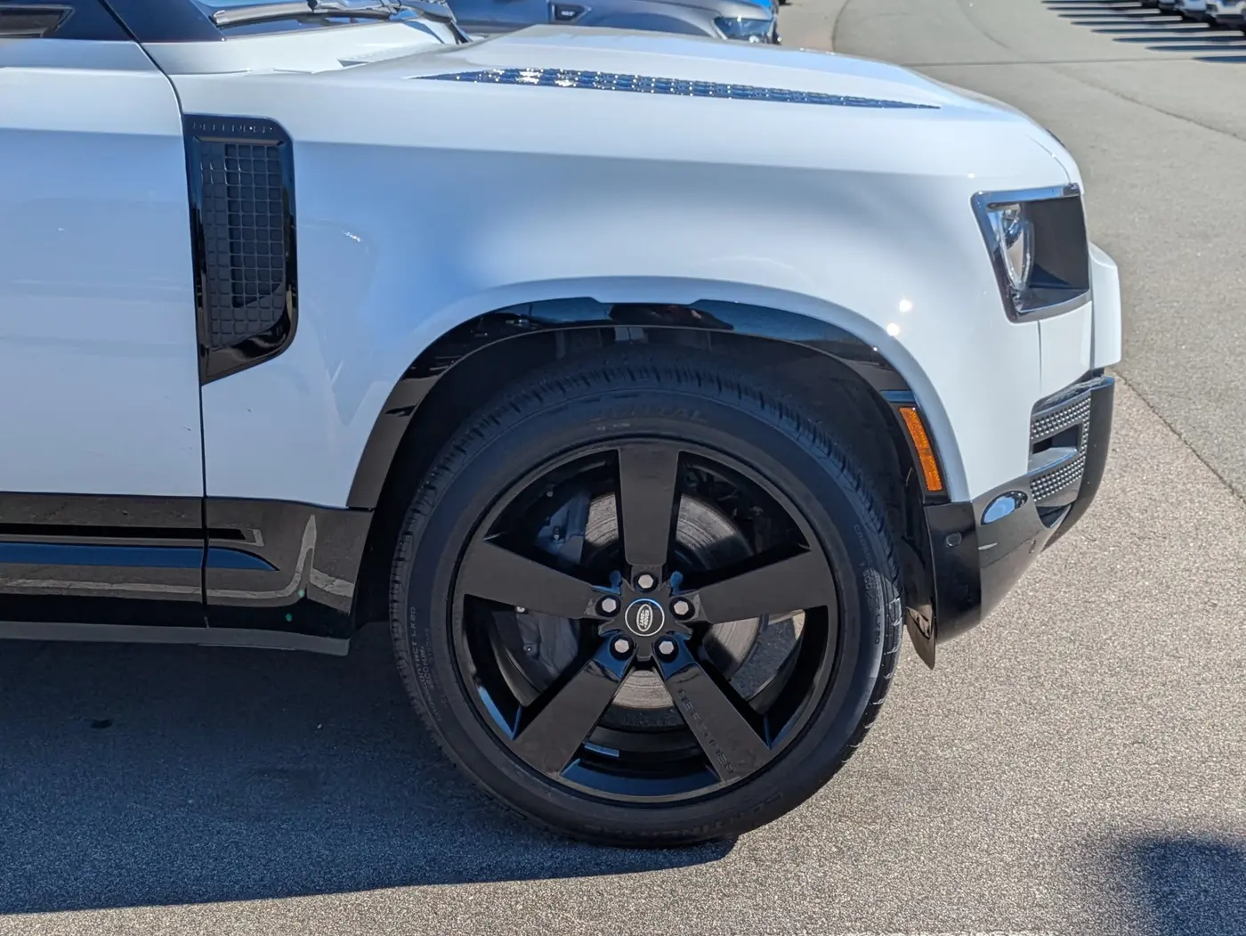 2023 Land Rover Defender - $53,991