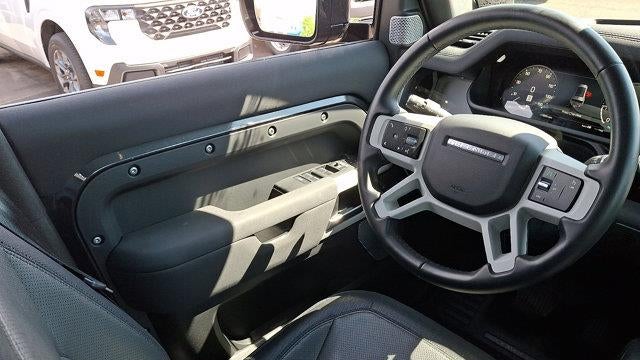 2023 Land Rover Defender 130 X-Dynamic SE
