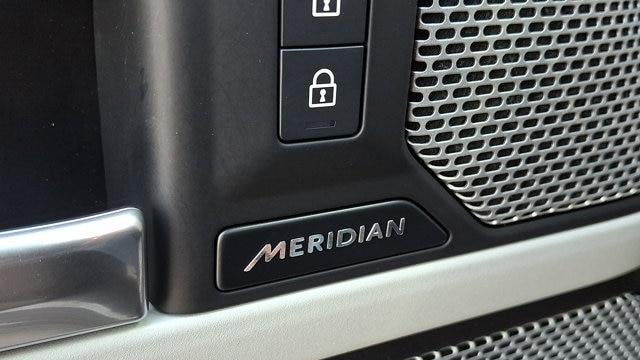 2023 Land Rover Defender 130 X-Dynamic SE