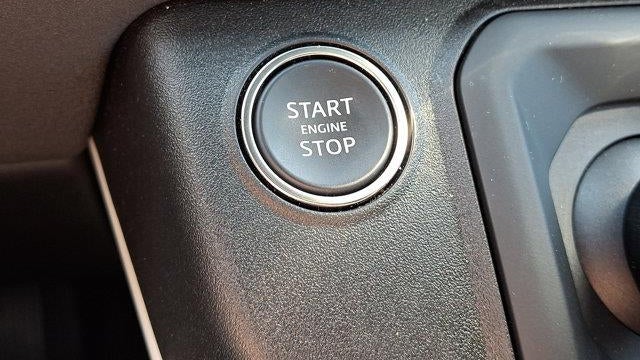 2023 Land Rover Defender 130 X-Dynamic SE