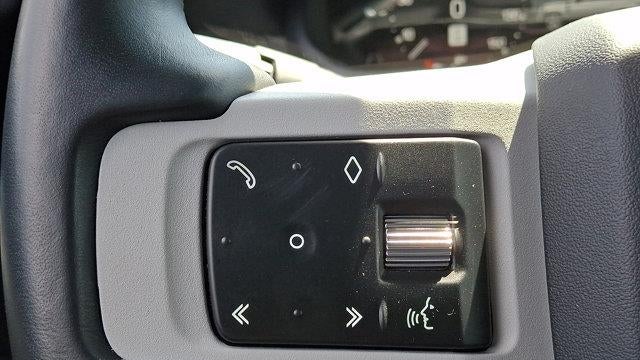 2023 Land Rover Defender 130 X-Dynamic SE