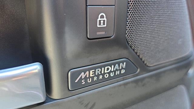 2026 Land Rover Defender 130 P400 X-Dynamic SE