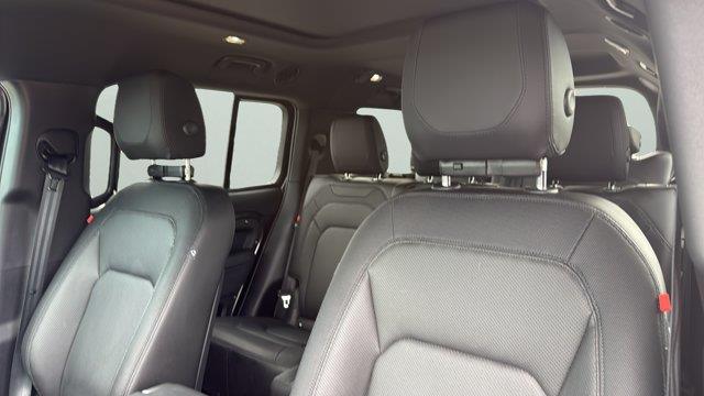 2024 Land Rover Defender - $65,918