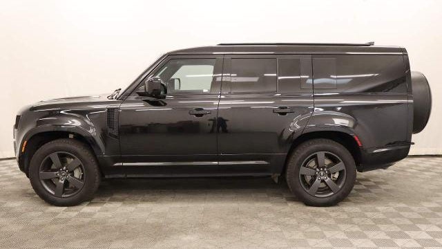 Preowned 2025 Land Rover Defender 130 P400 X-Dynamic SE for Sale