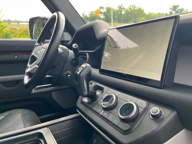 2024 Land Rover Defender - $58,000