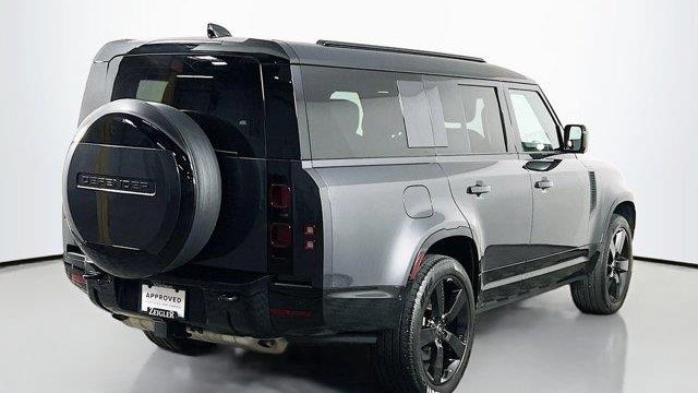 2025 Land Rover Defender 130 P400 X-Dynamic SE
