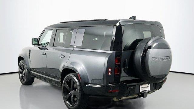 2025 Land Rover Defender 130 P400 X-Dynamic SE