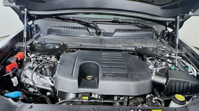 2025 Land Rover Defender 130 P400 X-Dynamic SE