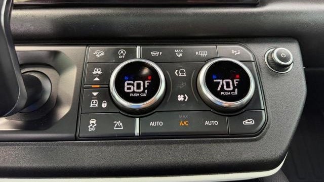 2022 Land Rover Defender 110 X-Dynamic HSE