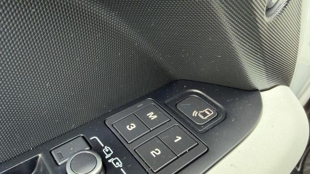 2022 Land Rover Defender 110 X-Dynamic HSE