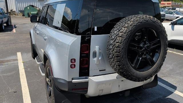 2020 Land Rover Defender 110 HSE