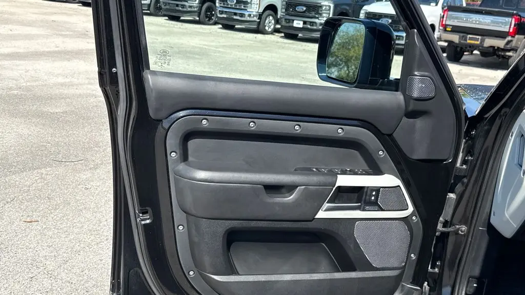 2020 Land Rover Defender 110 HSE